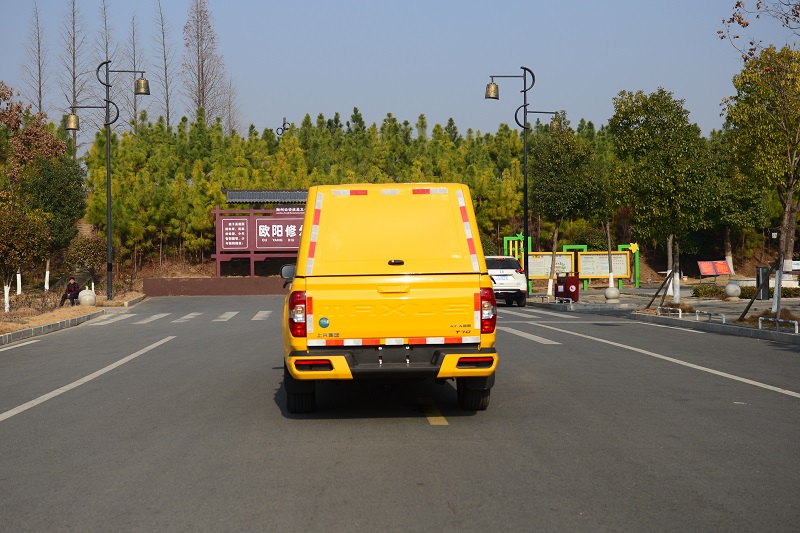 上汽大通T70救险车